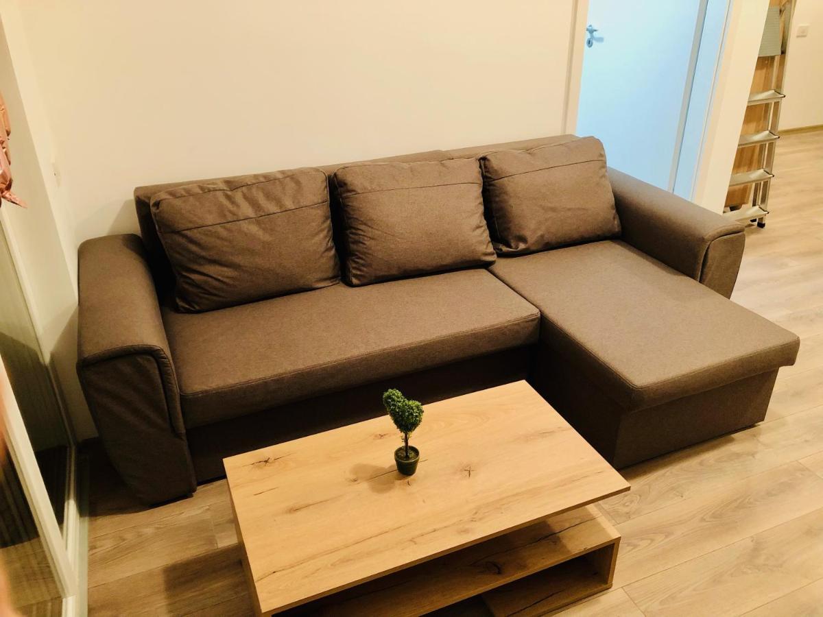 New And Modern Apartment Near Center At Vivalia Grand 티미쇼아라 외부 사진