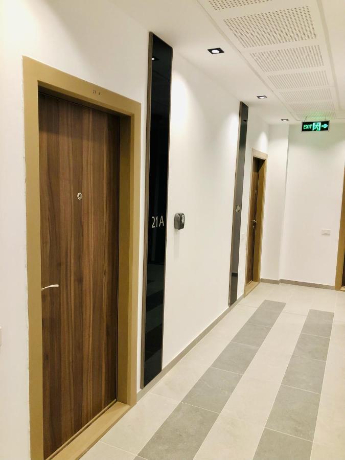 New And Modern Apartment Near Center At Vivalia Grand 티미쇼아라 외부 사진